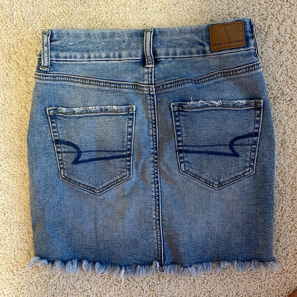 Bundle of Two American Eagle Curvy High-Rise Mini Denim Skirts, Size 0 Regular - Picture 4 of 9